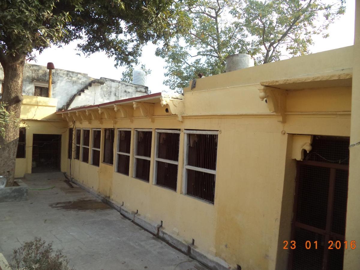 Shri Swami Sheetal Das Aashram Dharmshala Varanasi Eksteriør billede