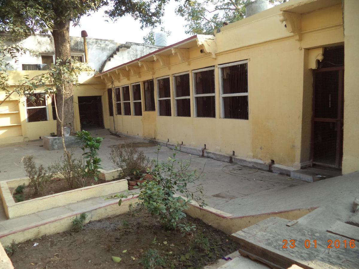 Shri Swami Sheetal Das Aashram Dharmshala Varanasi Eksteriør billede