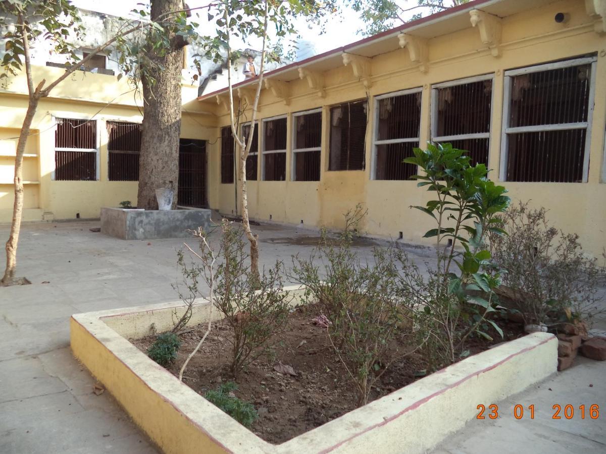 Shri Swami Sheetal Das Aashram Dharmshala Varanasi Eksteriør billede