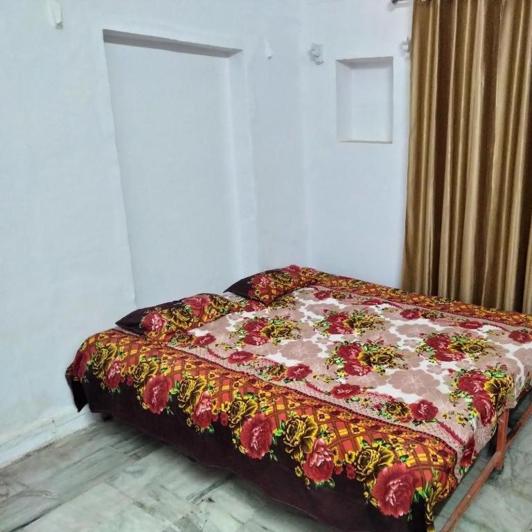 Shri Swami Sheetal Das Aashram Dharmshala Varanasi Eksteriør billede