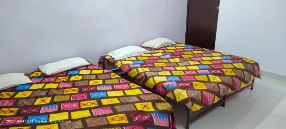 Shri Swami Sheetal Das Aashram Dharmshala Varanasi Eksteriør billede