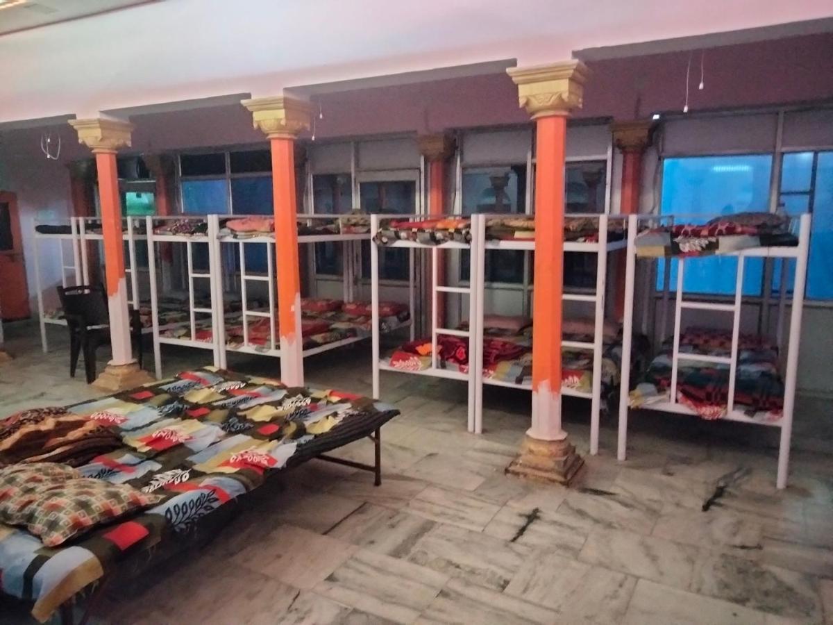 Shri Swami Sheetal Das Aashram Dharmshala Varanasi Eksteriør billede
